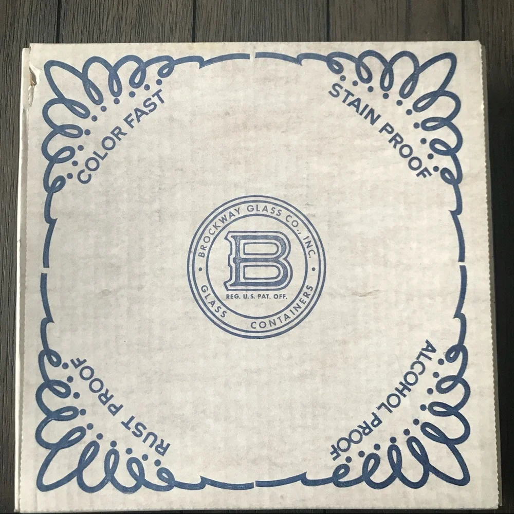 Waverly Line Vintage Melamine Hereford Bull Plates - Picture 6 of 8